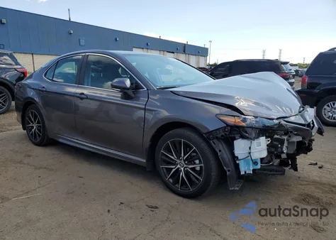 2022 Toyota Camry Se из США, поврежденный, VIN 4T1T11AK7NU703249